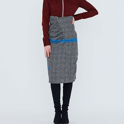 Le 415 - High waisted skirt with gathers and seam detailing